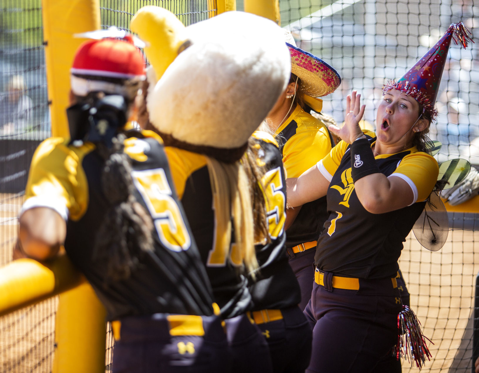 CSI defeats USU softball